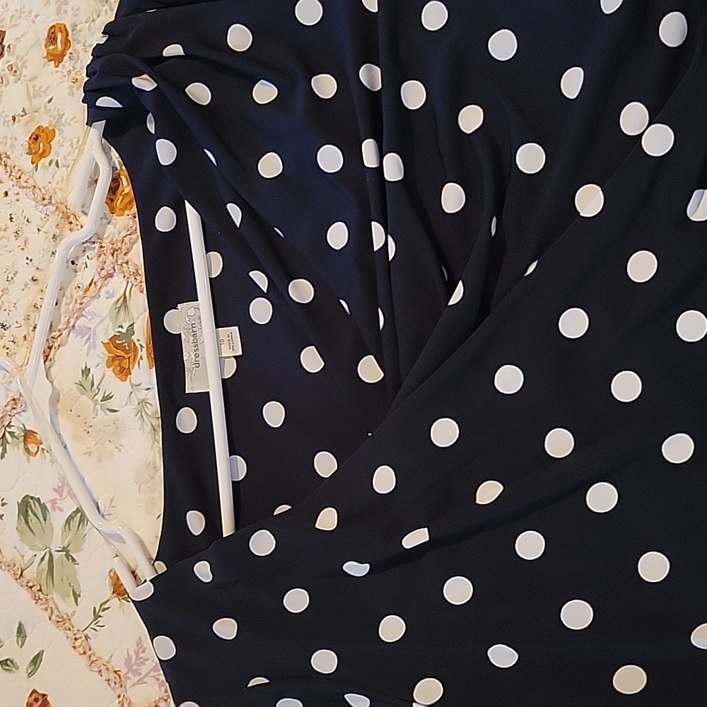 Dress - Picture 2 of 6